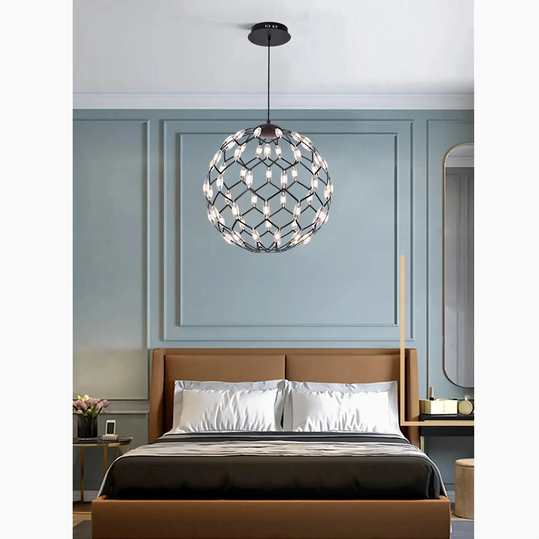 Acquaro | Stylish Black/White Pendant Ball-Shaped Chandelier