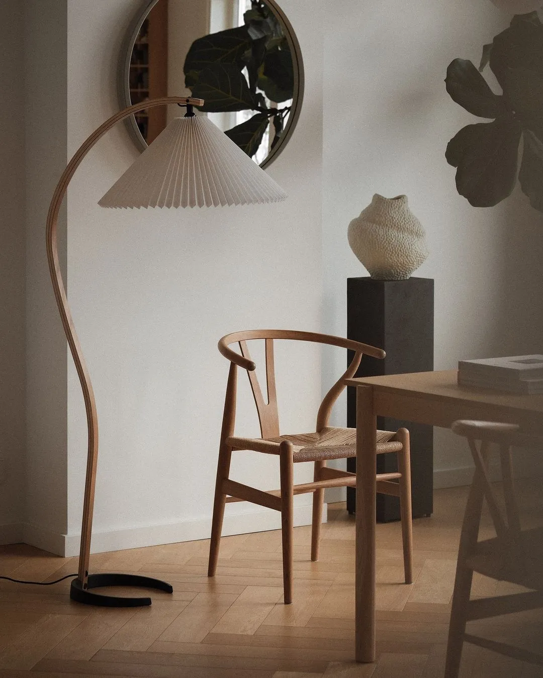 Caprani Floor Lamp