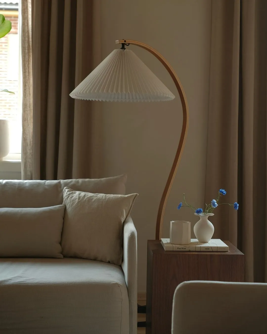 Caprani Floor Lamp