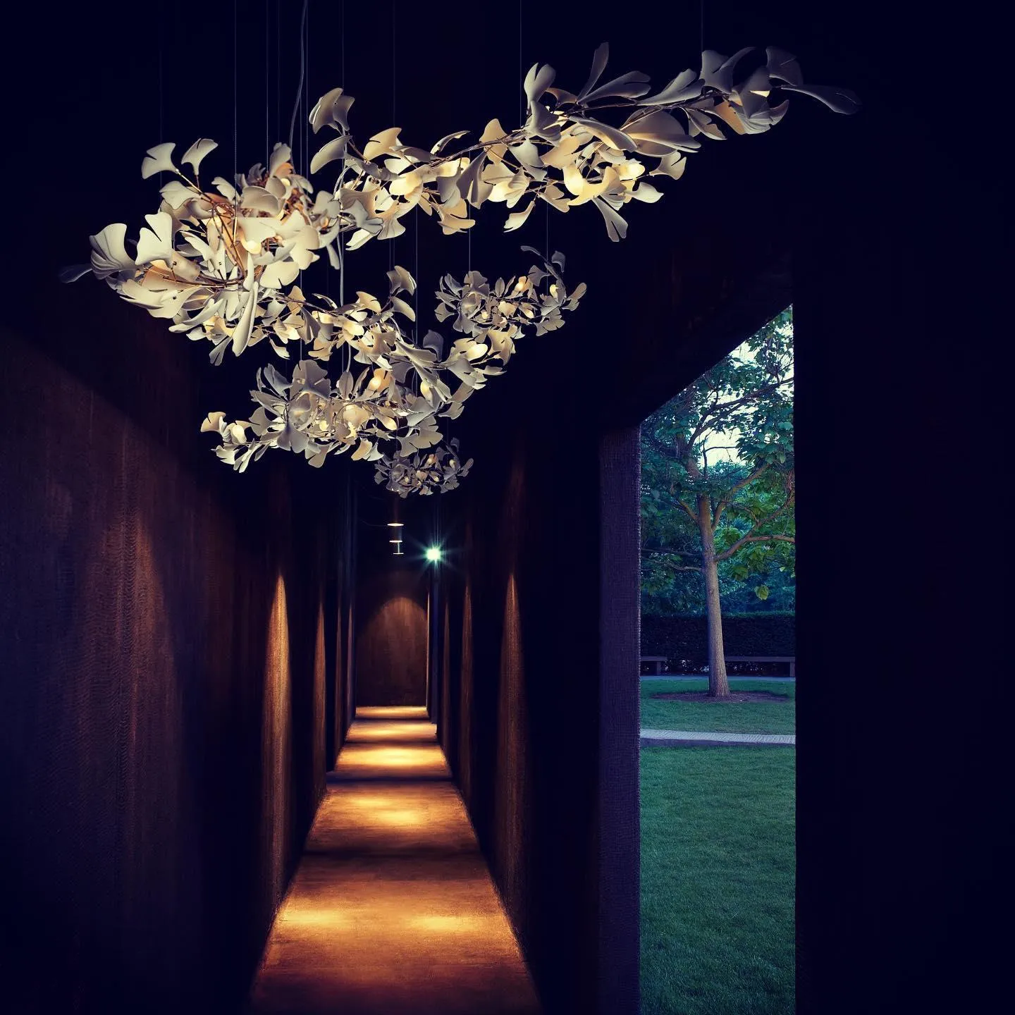 Gingko Chandelier E Style