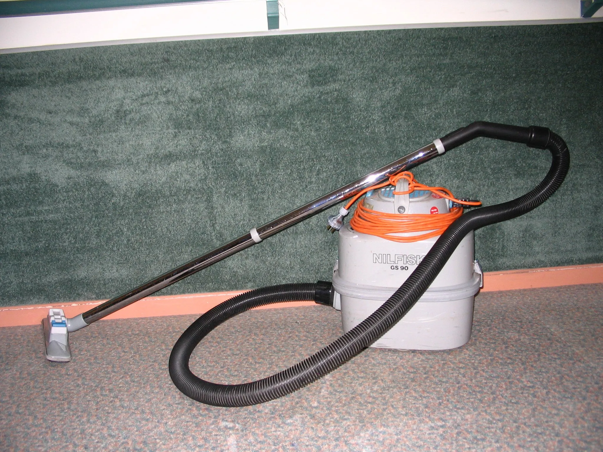 Nilfisk VP300 and GM80 Vacuum Cleaner 10m Orange Detachable Cord