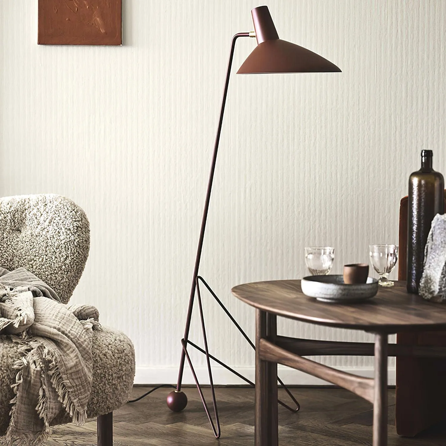 Svelte Noir Floor Lamp