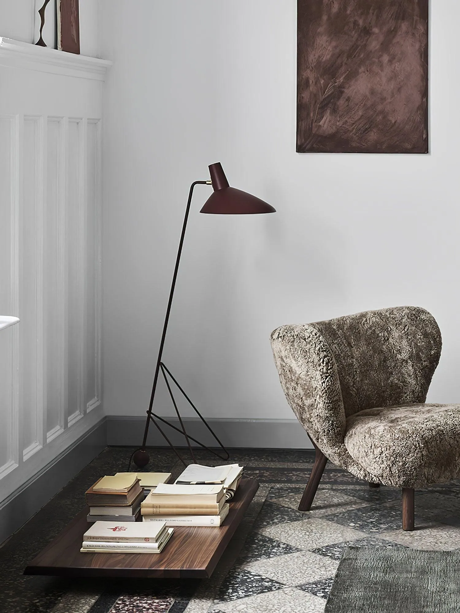 Svelte Noir Floor Lamp