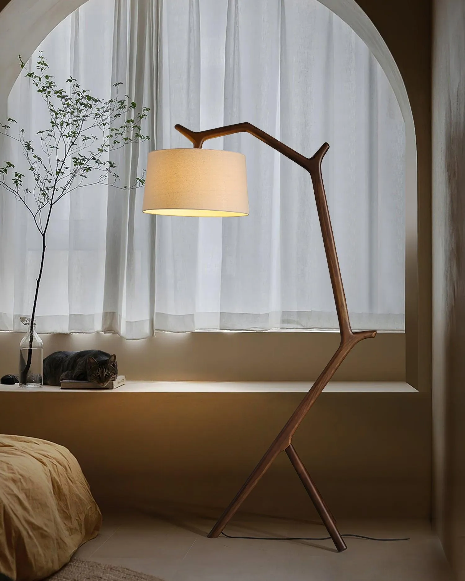 Umahi Floor Lamp