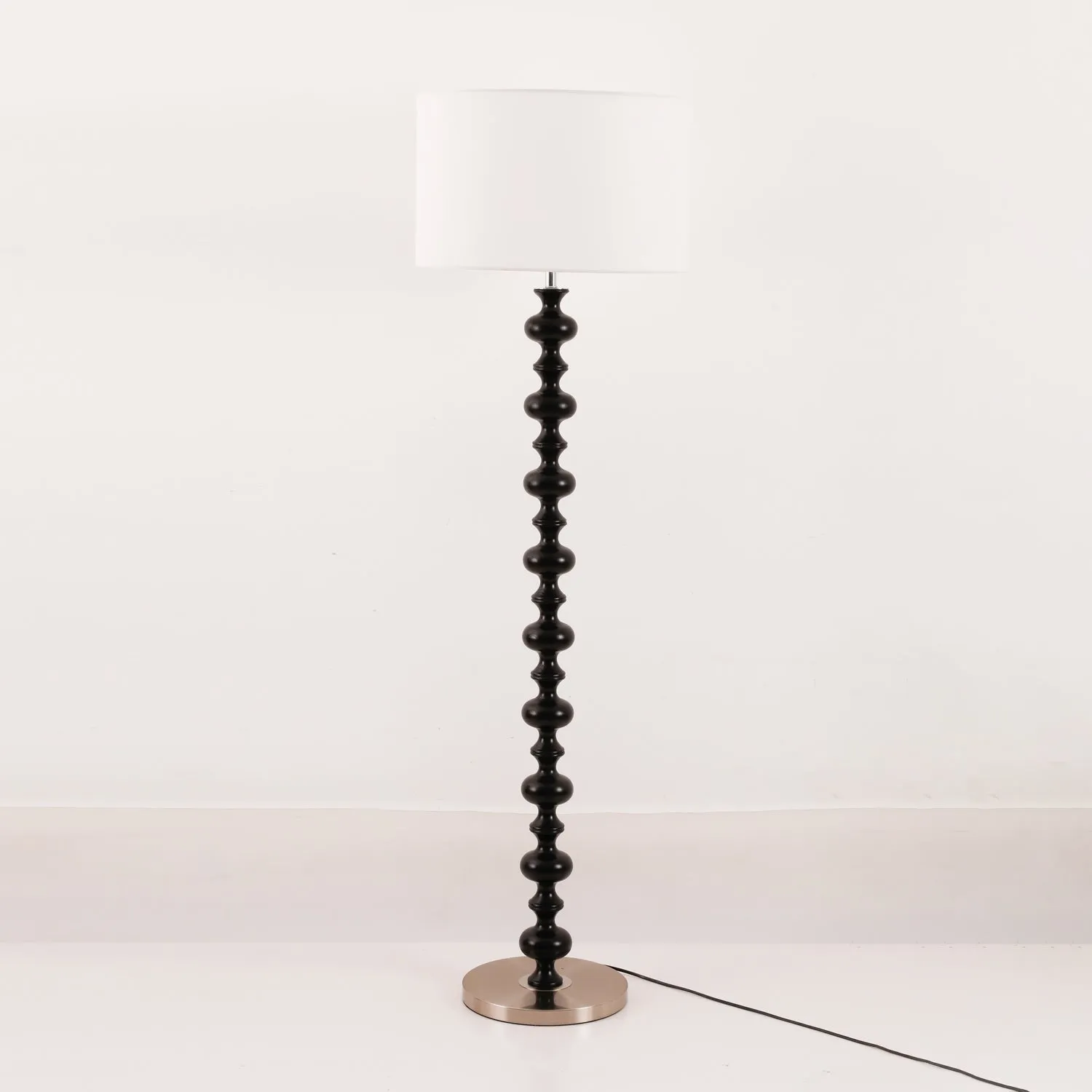 Vera Floor Lamp