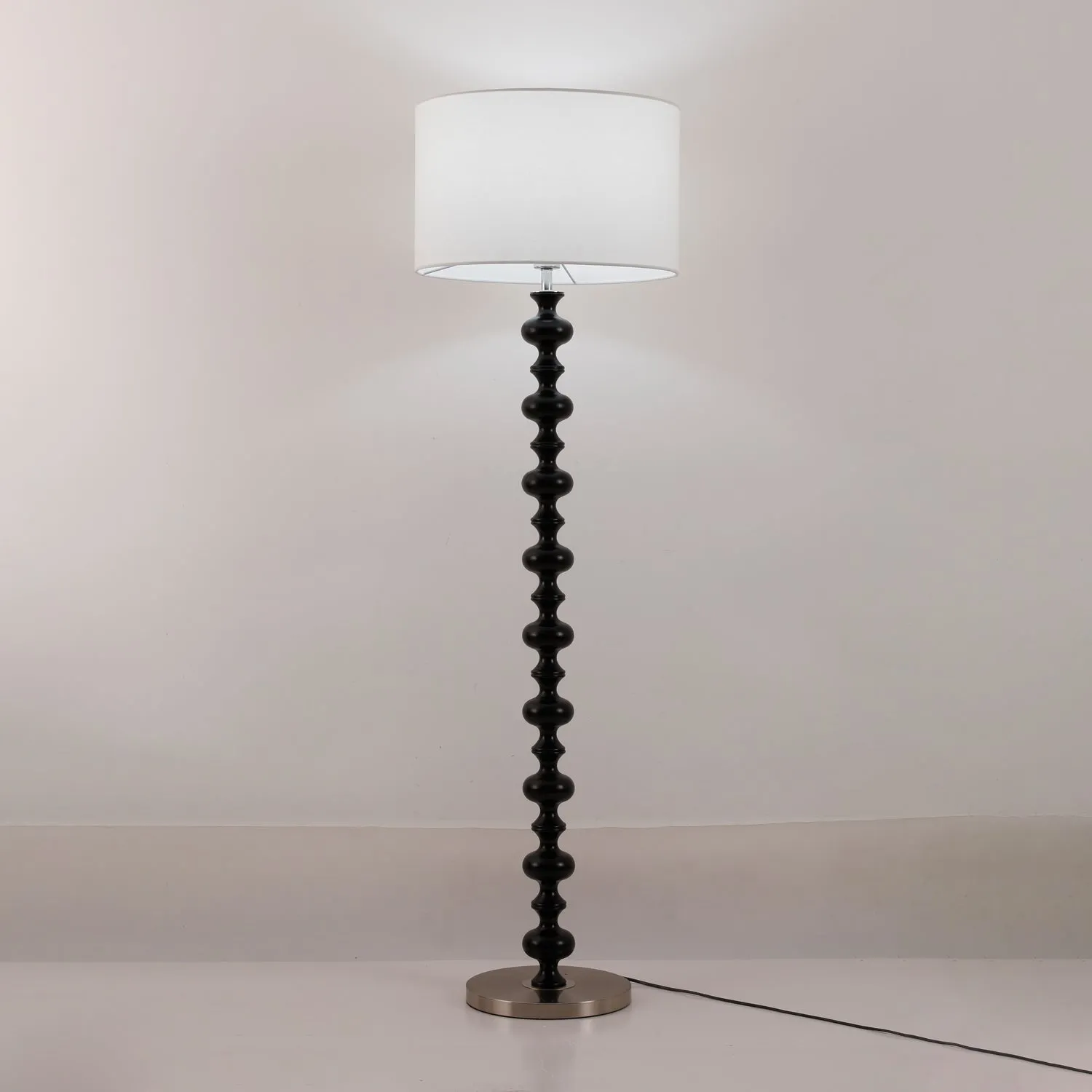 Vera Floor Lamp