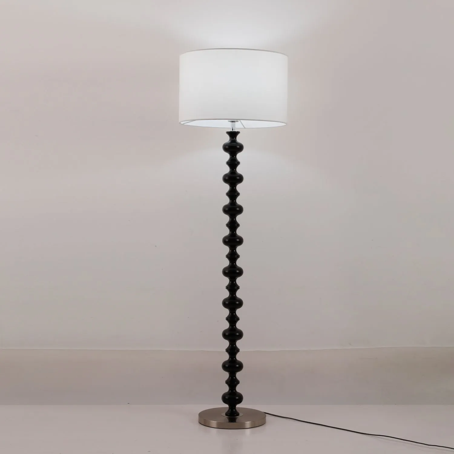 Vera Floor Lamp