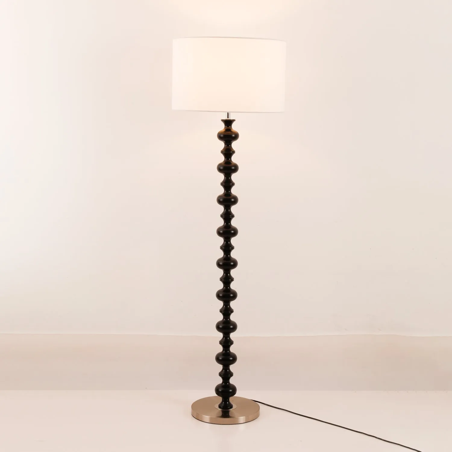 Vera Floor Lamp