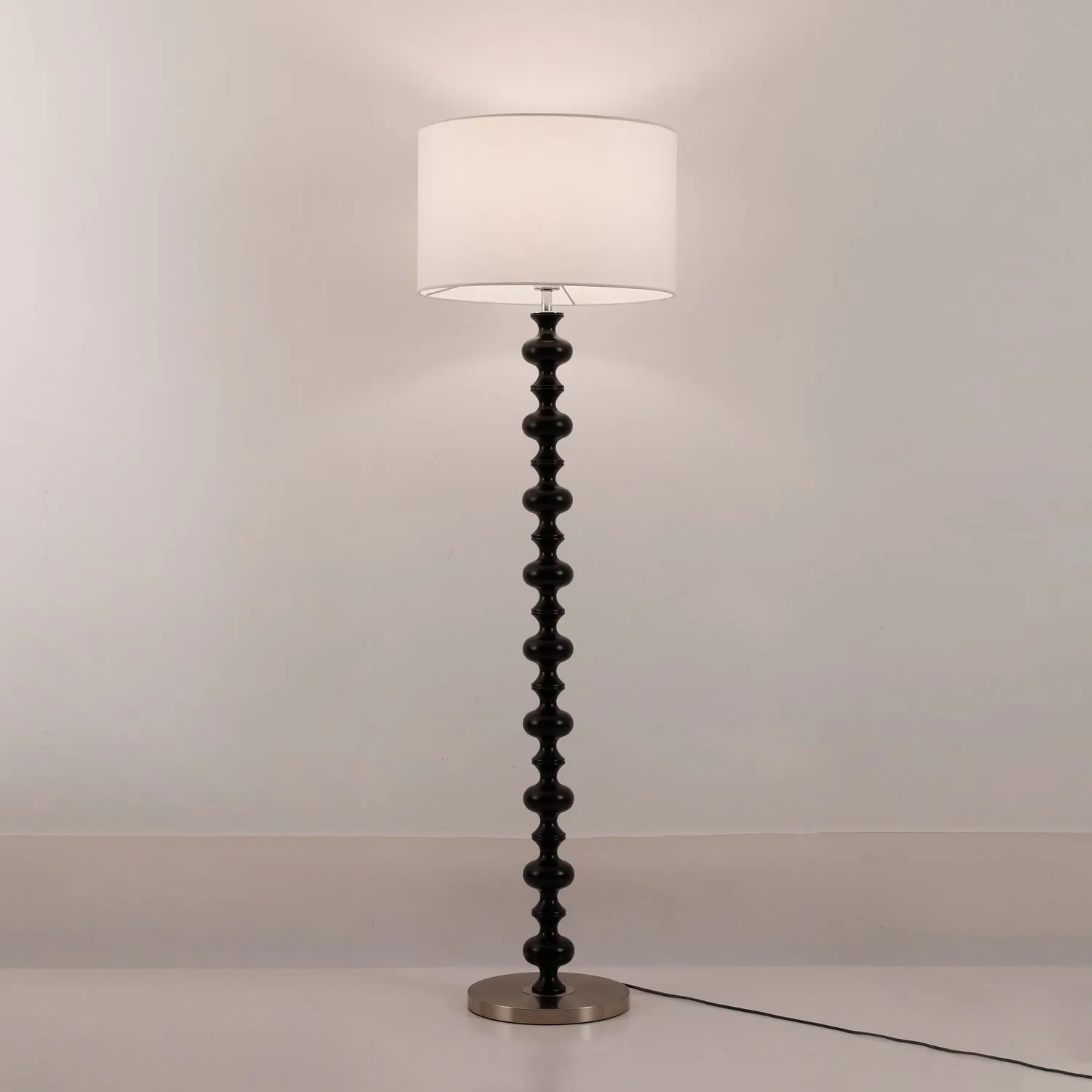 Vera Floor Lamp