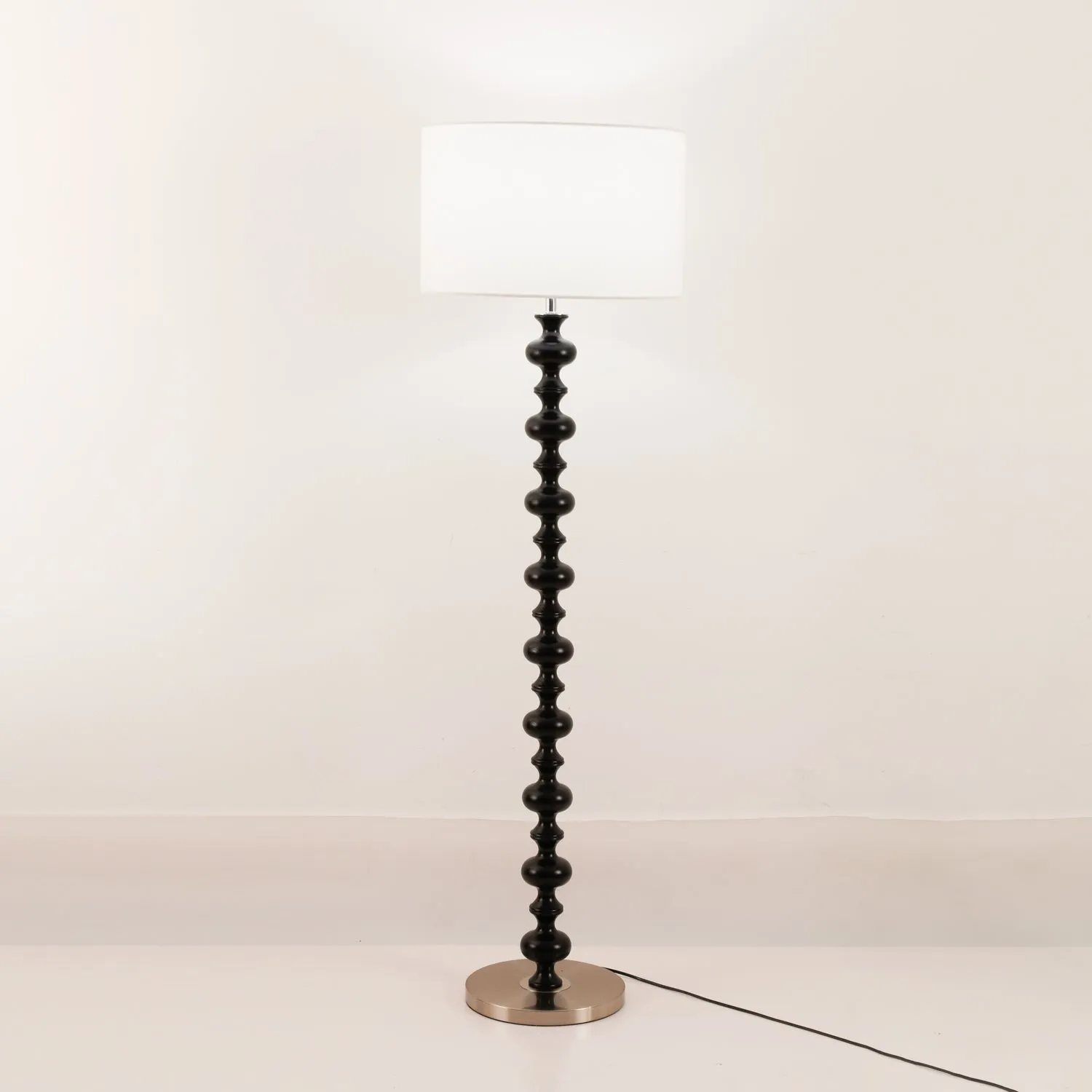 Vera Floor Lamp